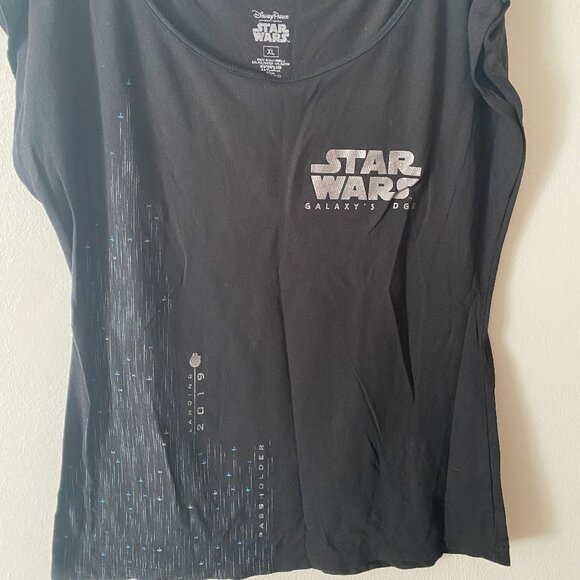 Disney Star Wars Galaxy's Edge Passholder Tshirt - Picture 1 of 2